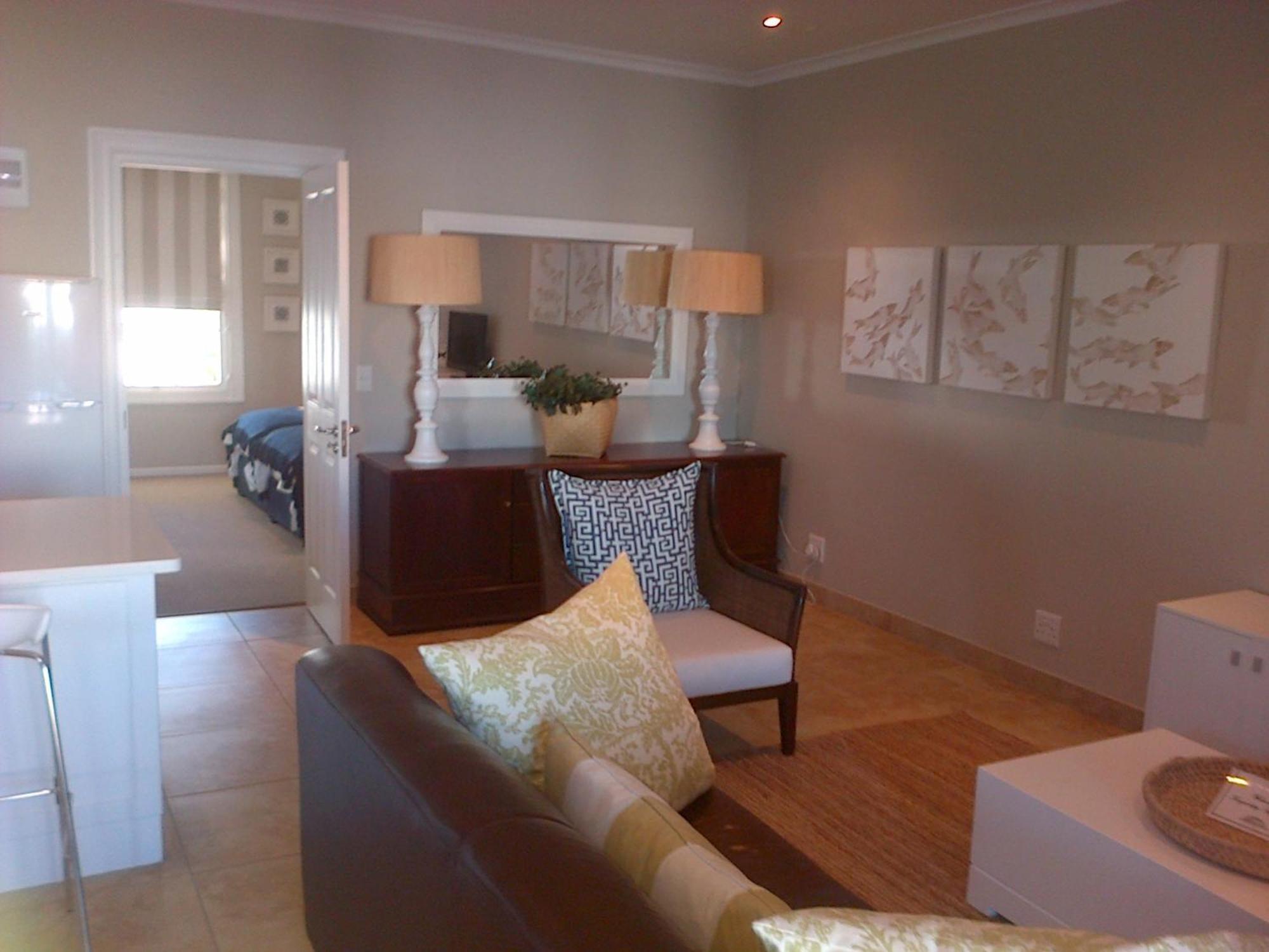 Kenjockity Self Catering Apartments Hermanus Habitación foto