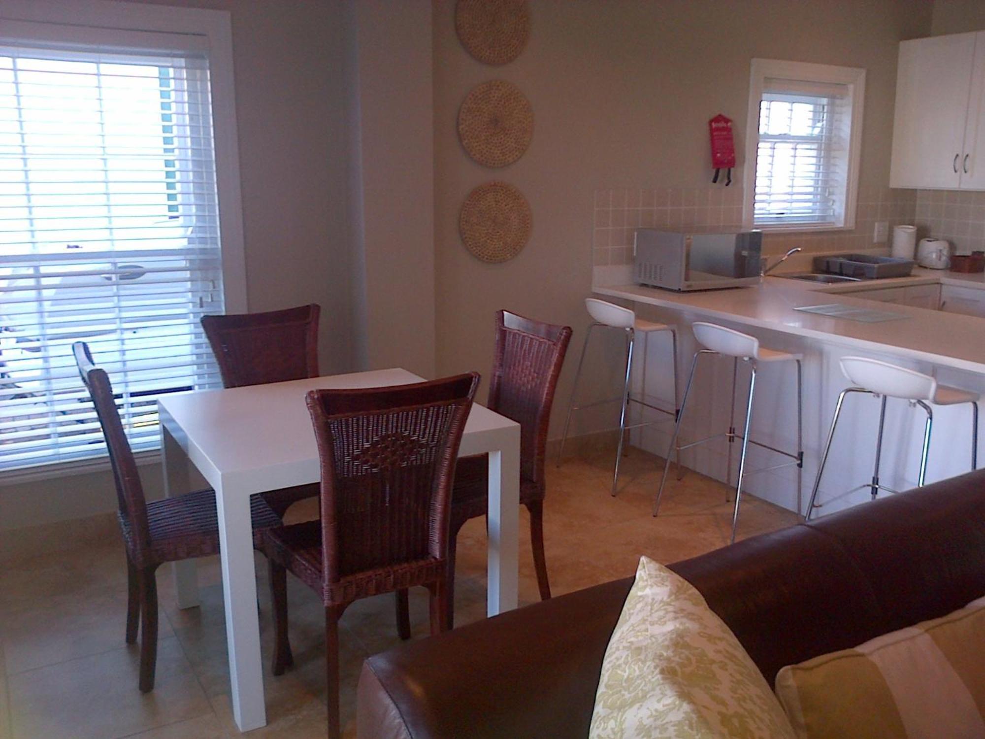 Kenjockity Self Catering Apartments Hermanus Habitación foto