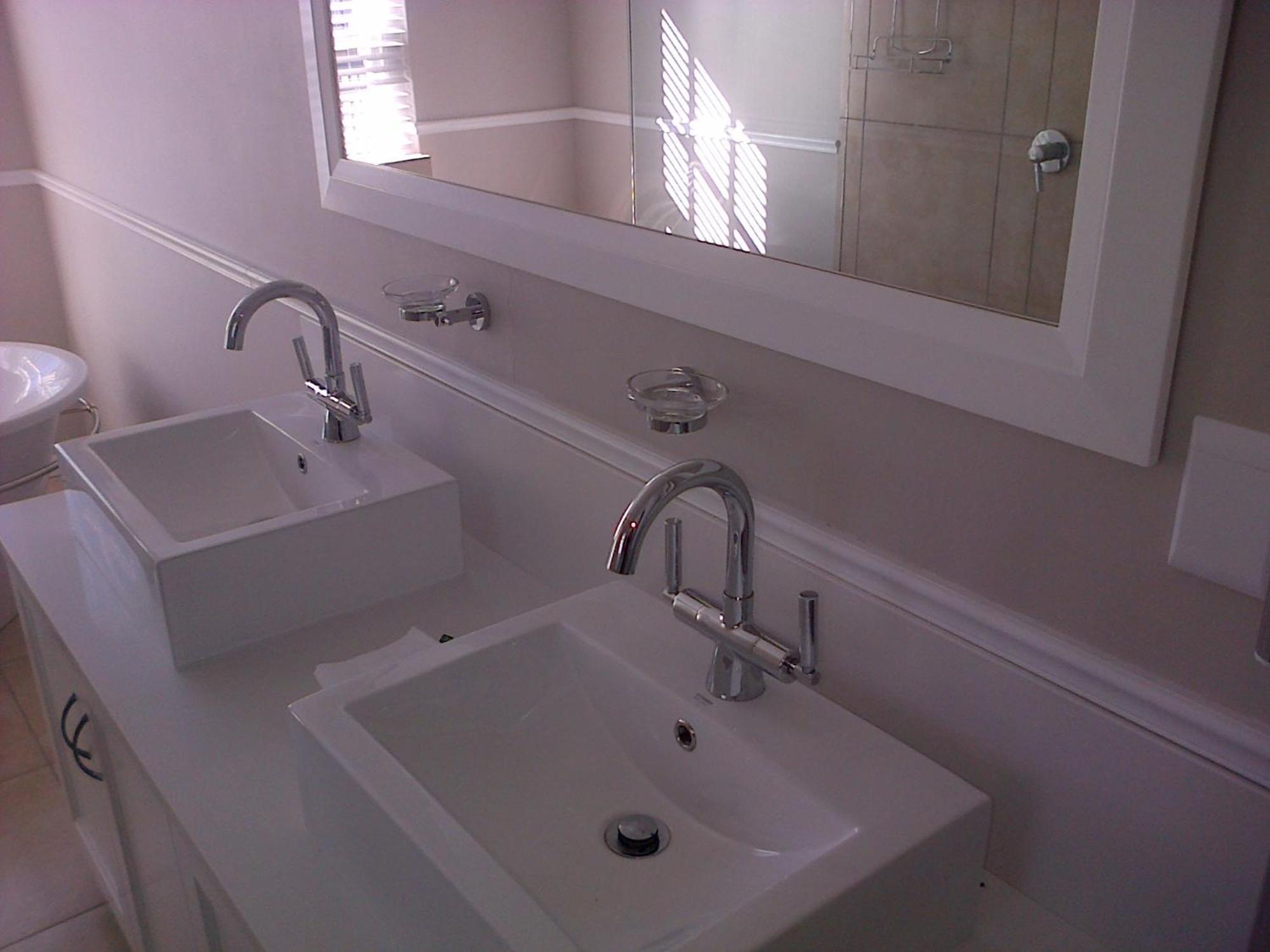 Kenjockity Self Catering Apartments Hermanus Habitación foto